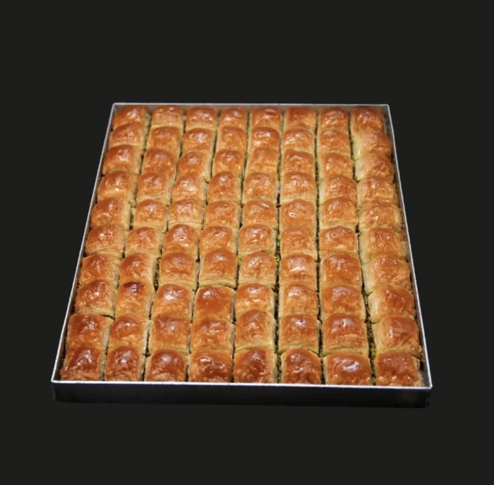 Neves Fıstıklı Lüks Tepsi Baklava - Neves Baklava